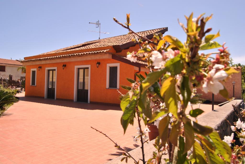B&B Villagata ปิเอดิมอนเต เอตเนโอ ภายนอก รูปภาพ